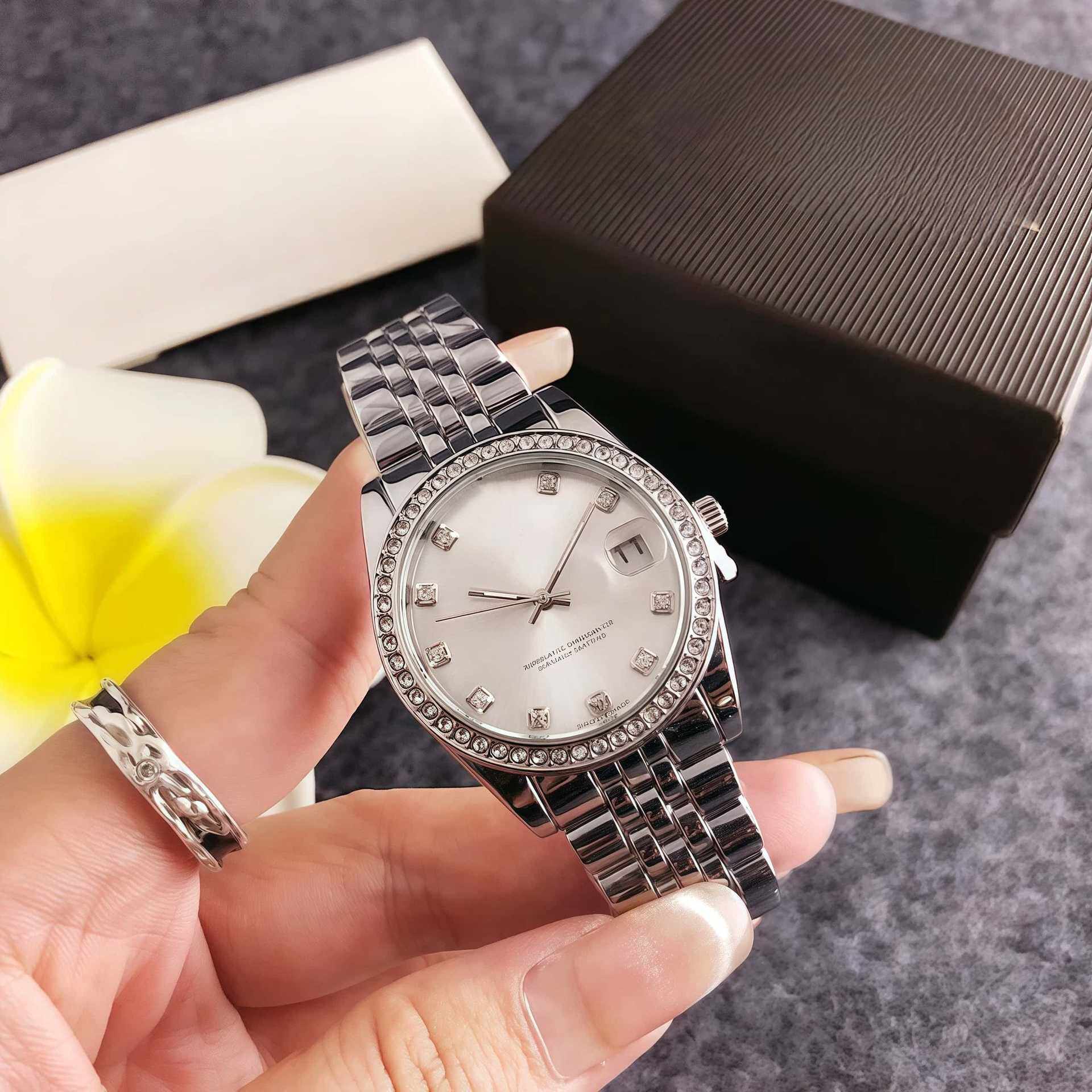 Calendar Quartz Fashion Personalized Men's and Women's Watches Wholesale Factory Direct Sales Foreign Trade Best-Selling Round Diamond Large Dial Watch