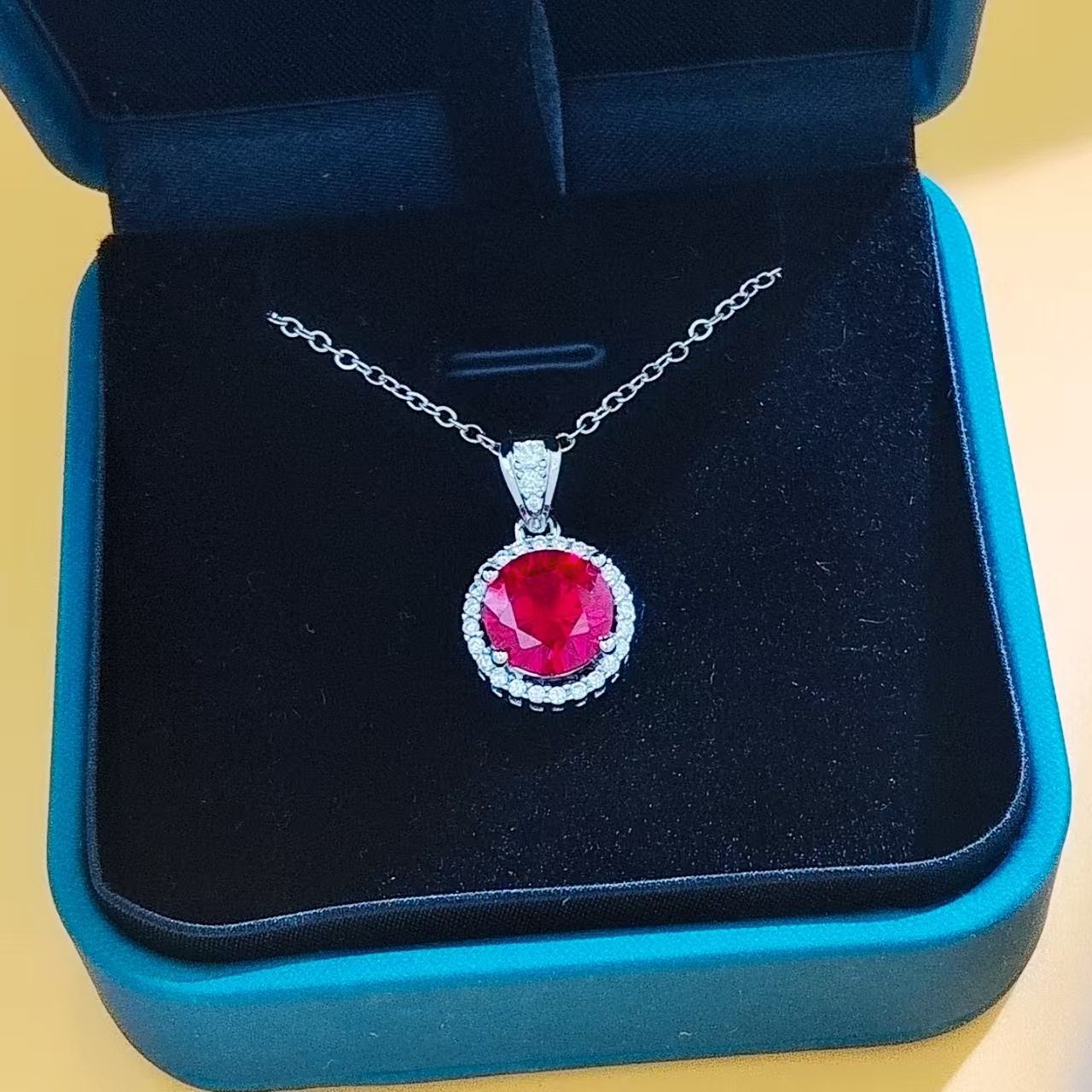 Korean Style Full Diamond Princess Round Bag Red Corundum Pendant Women's New European and American Jewelry Tanabata Valentine's Day Necklace Collarbone