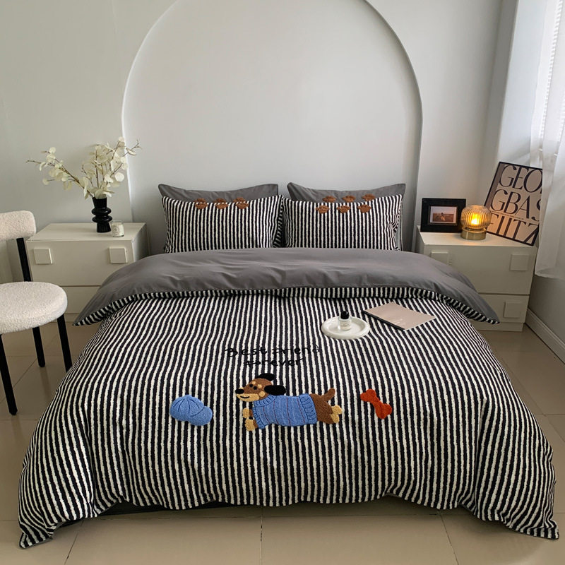 Autumn and winter thick sanding four-piece cotton cotton 2024 new cartoon boys and girls bed three-piece set