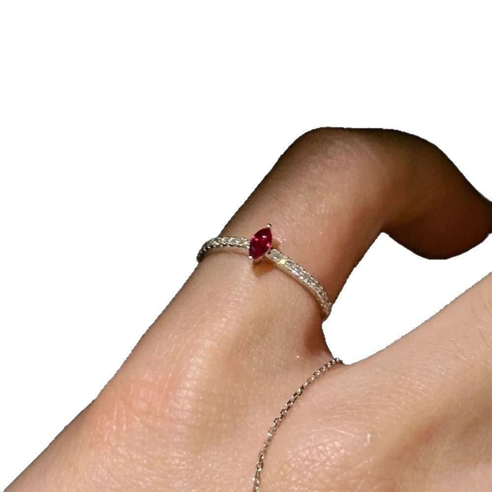 Pigeon Blood Red Water Drop Zircon Necklace Retro Whitening Niche Design Stylish Elegant Accessible Luxury Clavicle Chain