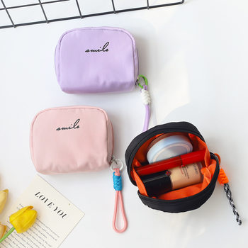 Portable simple all-match zipper cosmetic bag Korean style student Net Red Zipper solid color sanitary napkin storage bag female cute