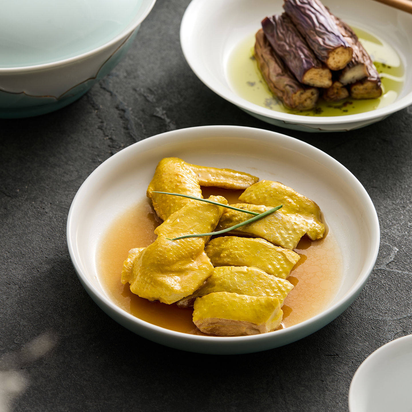 Dehua Celadon Tableware 2025 New Style Exquisite and High-Looking Chinese Style Accessible Luxury High-End Underglaze Color Ceramic Bowl Rice Bowl