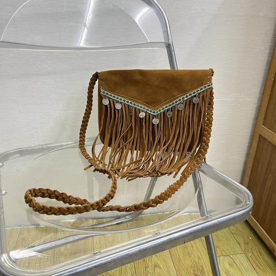 2024 New Vintage Ethnic Style Travel Photographed Brown Suede Tassel Oblique Bag Mobile Phone Bag All-match Shoulder Bag