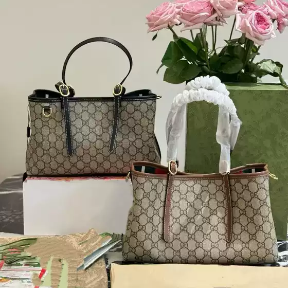 2026 New Model Genuine Leather Women's Handbag Large Capacity Shopping Bag Trendy Foreign Trade Hot-Selling Travel Tote Bag