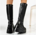 Rear zipper no strap