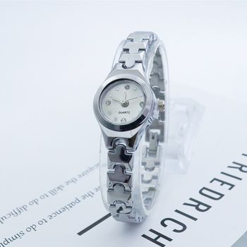 Women's Small Dial Quartz Watch Mini Niche Temperament Watch Small Thin Strap Bracelet Watch Stainless Steel Bracelet