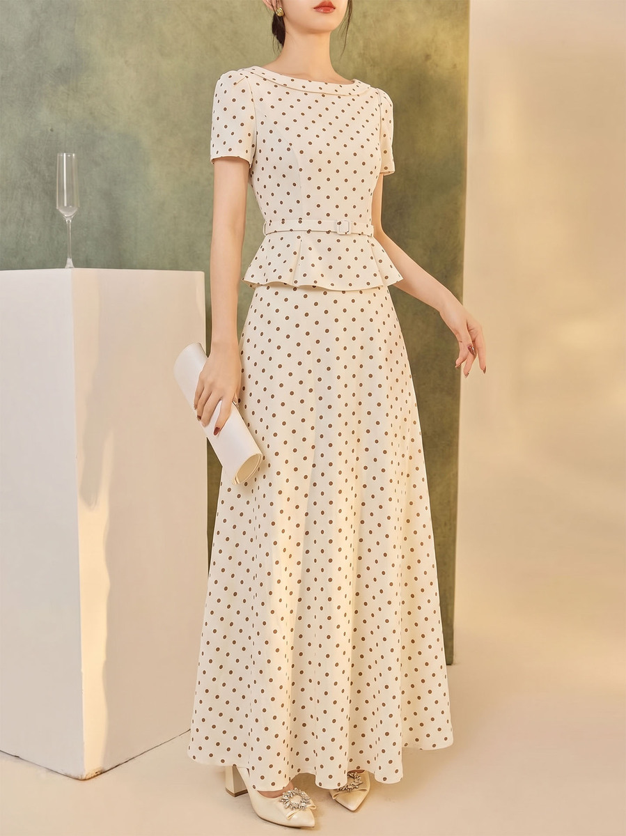 Bộ áo sơ mi tay lỡ và chân váy dài họa tiết chấm bi phong cách retro — Áo chấm bi (giao hàng trong 7 ngày), Áo chấm bi (giao hàng trong ngày), Chân váy chấm bi (giao hàng trong 7 ngày), Chân váy chấm bi (giao hàng trong ngày)