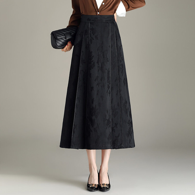 Jacquard High-Waisted Horse-Face Skirt, Chinese-Style Half-Length Skirt, New Fashion Style for Autumn and Winter 2024, Elegant Long A-Line Skirt