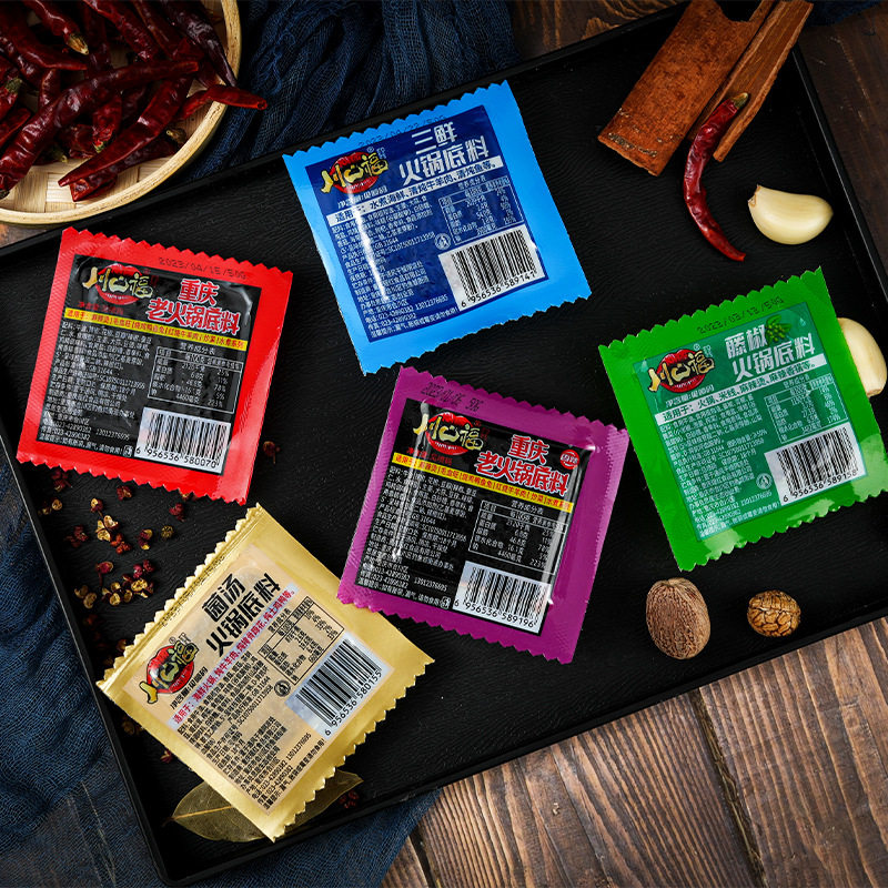 Sanxian hot pot base material Chongqing butter handmade small square mushroom soup spicy spicy household seasoning wholesale delivery