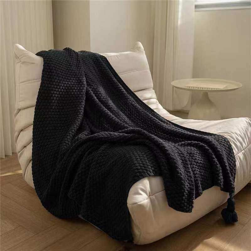 Scandinavian Retro Style Velvet Blanket Classy Knitted Blanket Office Nap Blanket Black Classy Sofa Blanket