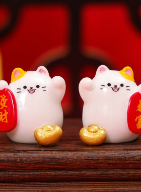 新春招财萌宠小猫摆件树脂小马招财猫纳福兔子福袋日历爆竹元宝