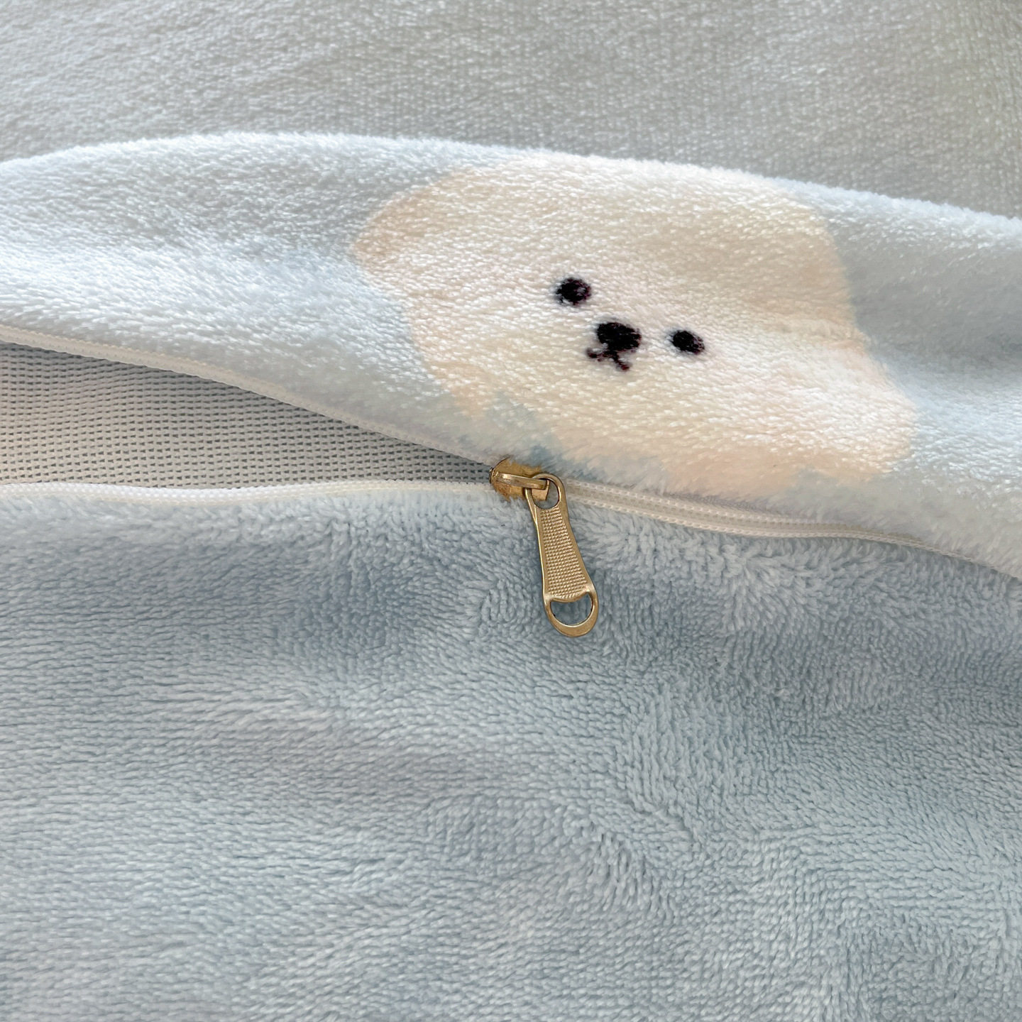 2025 New Type a Milk Velvet Four-Piece Winter Skin-Friendly Thickeneded Ins Style Dormitory Three-Piece Bed Bed Sheets Quilt Cover~~