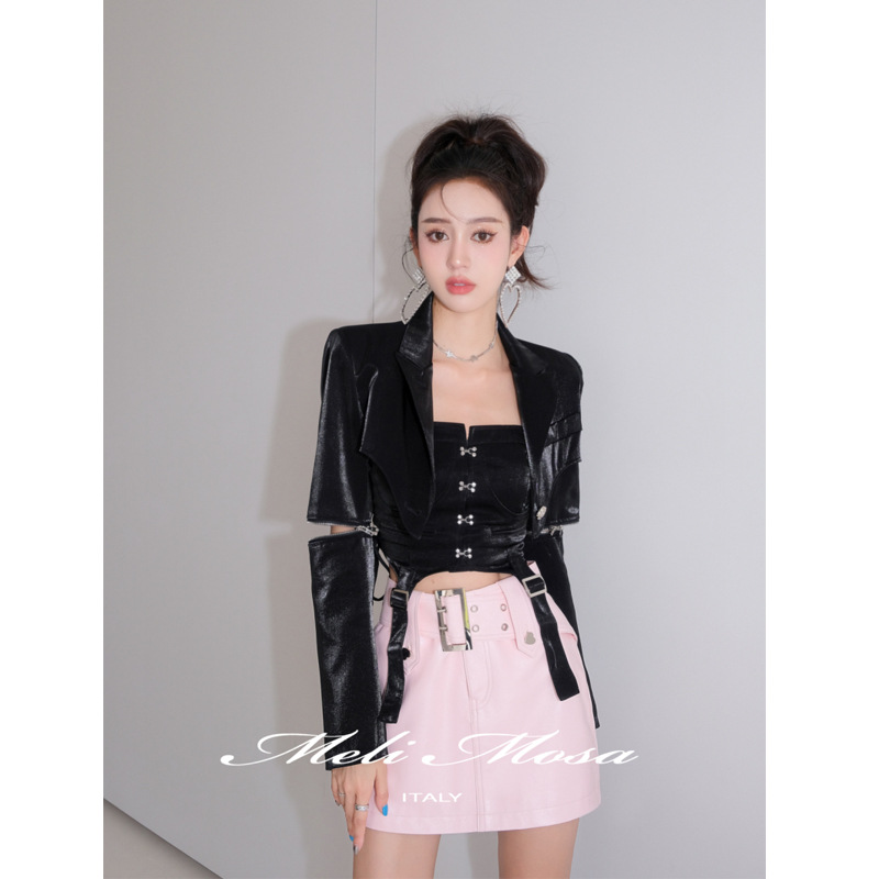(Mới) Mã B0415 Giá 1380K: Áo Hai Dây Nữ Dotdan Cả Bộ 2 Món Hai Dây Hở Vai Thời Trang Nữ Chất Liệu G04 Sản Phẩm Mới, (Miễn Phí Vận Chuyển Toàn Quốc).