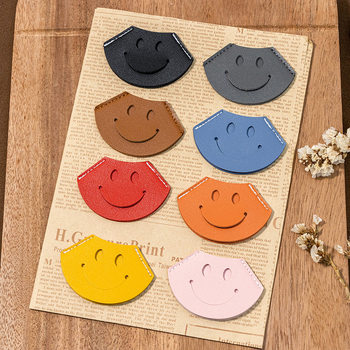 Factory Direct Korean Style Leather Smiley Face Bookmark Student Portable Marking Pagination Convenient Bookmark Pu Leather Reading