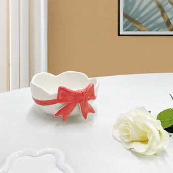 Cross-border hand-painted ceramic tableware bow bowl fruit bowl birthday gift Japanese cartoon salad dessert cake bowl