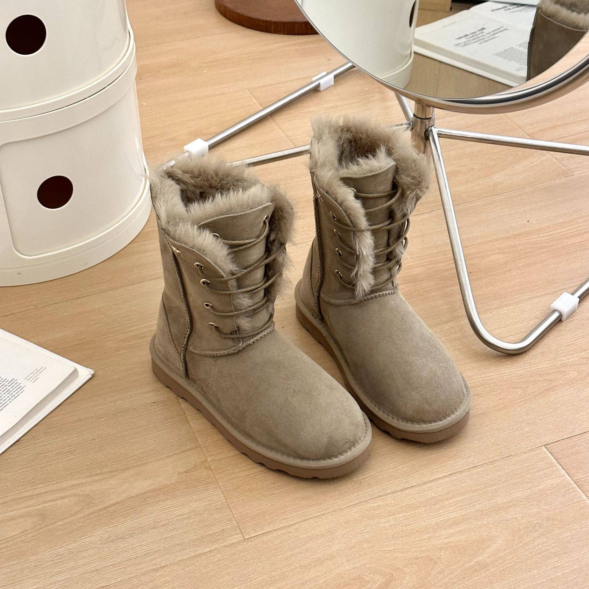 Mulberry slope new snow boots sheepskin fur integrated winter cotton shoes goddess two wear high snow boots cotton boots Women's lace-up