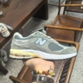 2002rna-grey green