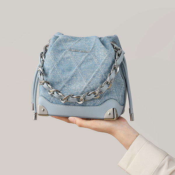 Túi Xách Nữ Vải Denim Dáng Bucket Đeo Chéo, Xách Tay Quai Xích Màu Xanh