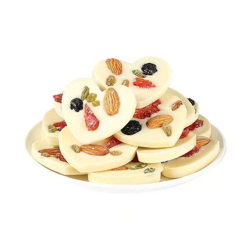 Dropshipping Roasted Yogurt Batches Mixed Nuts Heart Chocolate Heart-Shaped Snacks Individually Packaged Roasted Yogurt