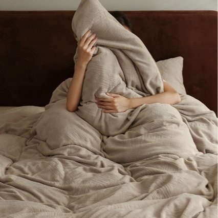 Hard to coax the same | high weight milk velvet four-piece set A double-sided velvet padded warm coral antistatic kit