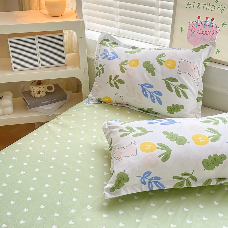 New Live-Streaming Hot Item Nordic Style Skin-Friendly Plant-Based Cashmere Brushed Four-Piece Set for Student Dormitory, Simple and Suitable for All Seasons