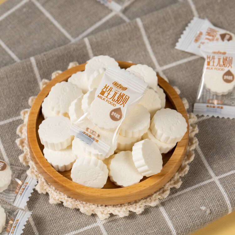 Prebiotics Milk shell Inner Mongolia original high calcium milk without sugar milk tablets children's casual snacks 108g