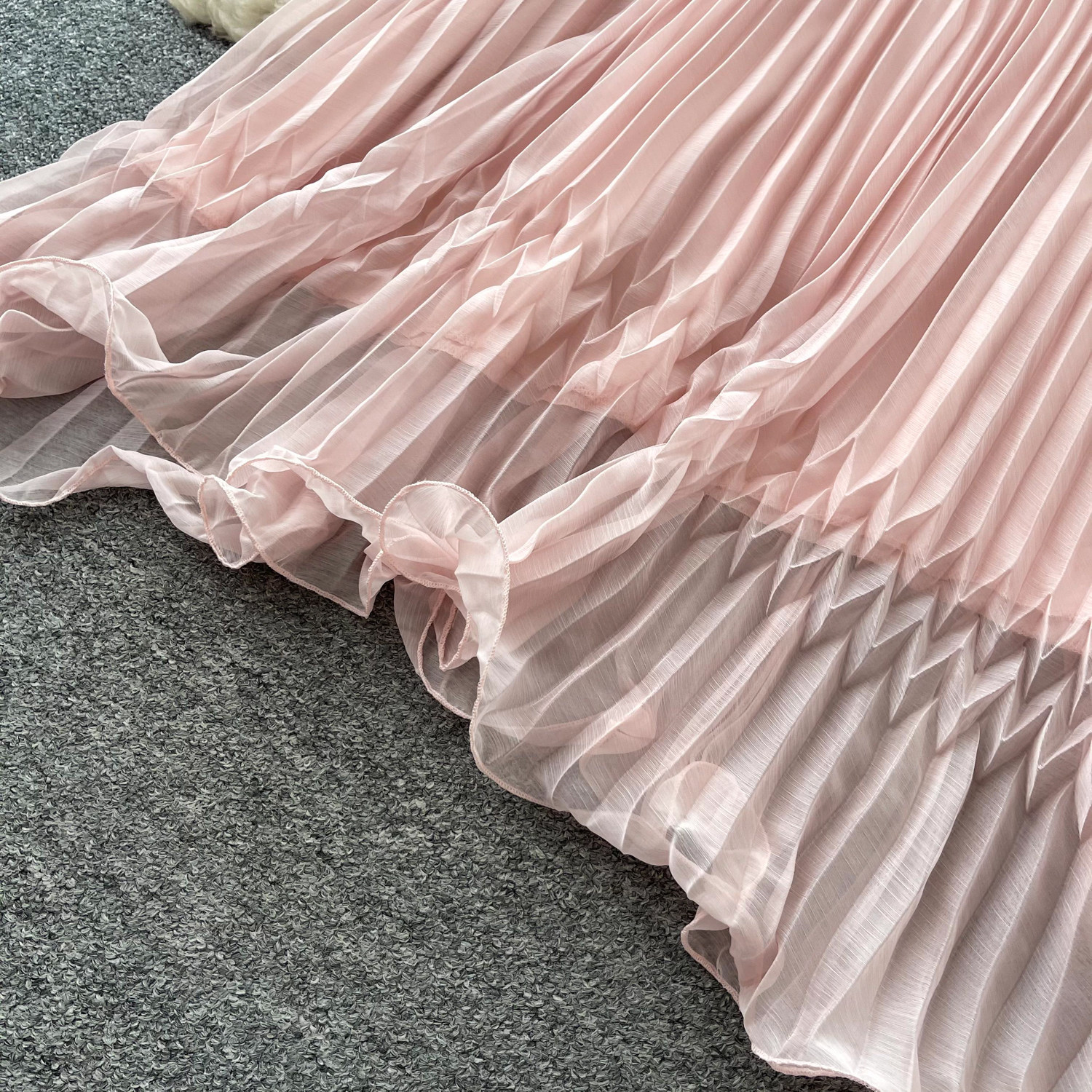 French Style Sleeveless Sweetheart Pleated Maxi Dress High Waist Flowy Elegant Summer Vacation Wear Wholesale