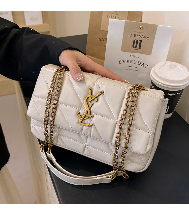 O1CN016LimSQ232HUXKad0a !!2215817057197 0 cib