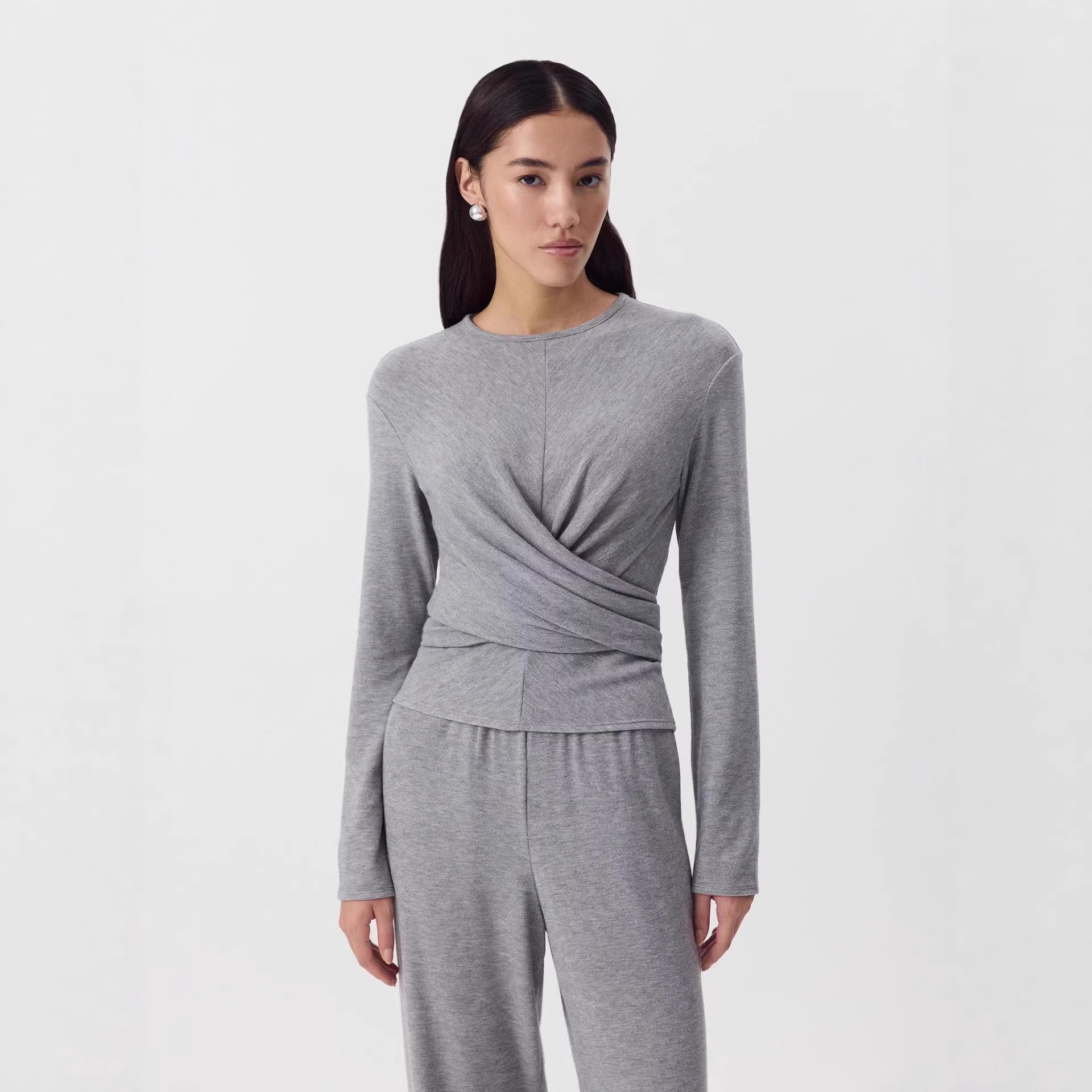 Womens Soft Modal Two Piece Set Casual Tie Waist Top and Cuffed Pants Spring and Autumn Fashion Wholesale Available