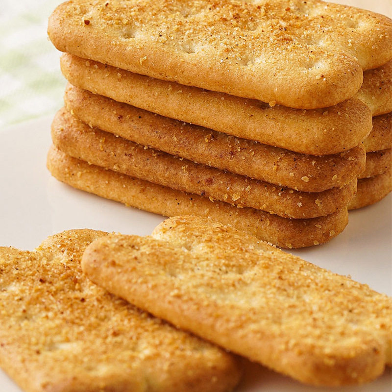 Master Kong Sandwich Biscuits Delicious Crispy Salty Crispy Sweet Crispy 80g 3+2 Sandwich Rolls 55g Casual Snack Biscuits Wholesale