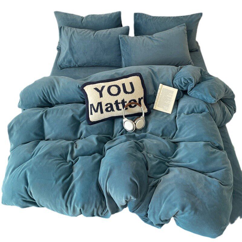 Ins Cream Style Winter Thickened fleece-lined Milk Velvet Four-piece Set Double-sided Coral Velvet Quilt Bed Single Three-piece Set 4