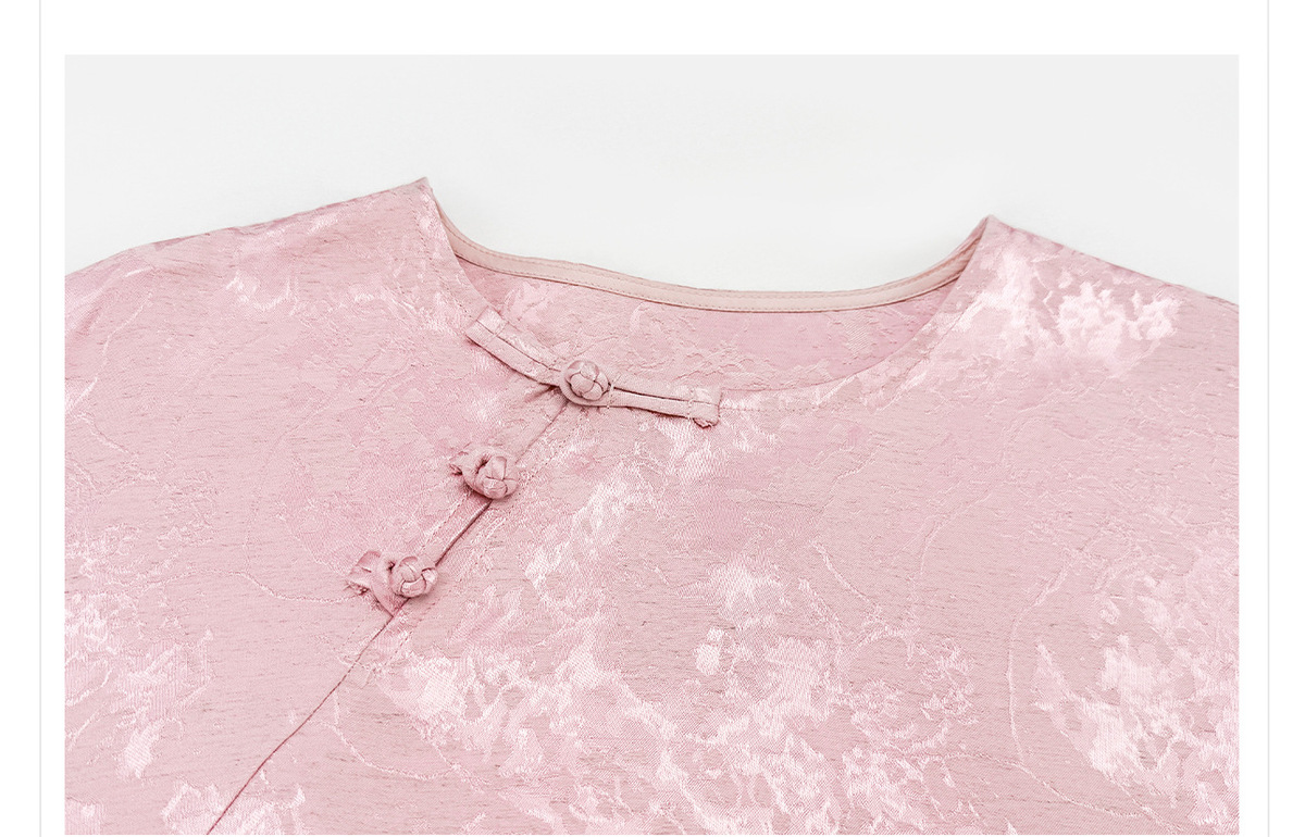 Áo sơ mi nữ dài tay dáng rộng họa tiết hoa dệt jacquard — Hồng đào (giao hàng 7 ngày), Trắng Nguyệt Hoa (giao hàng 7 ngày), Trắng Nguyệt Hoa (Giao hàng trong ngày)