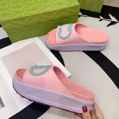 2025 New Foreign Trade Women's Fashion Beach Sandals, Trendy Korean Style Platform Thick-Soled Slip-On Slippers