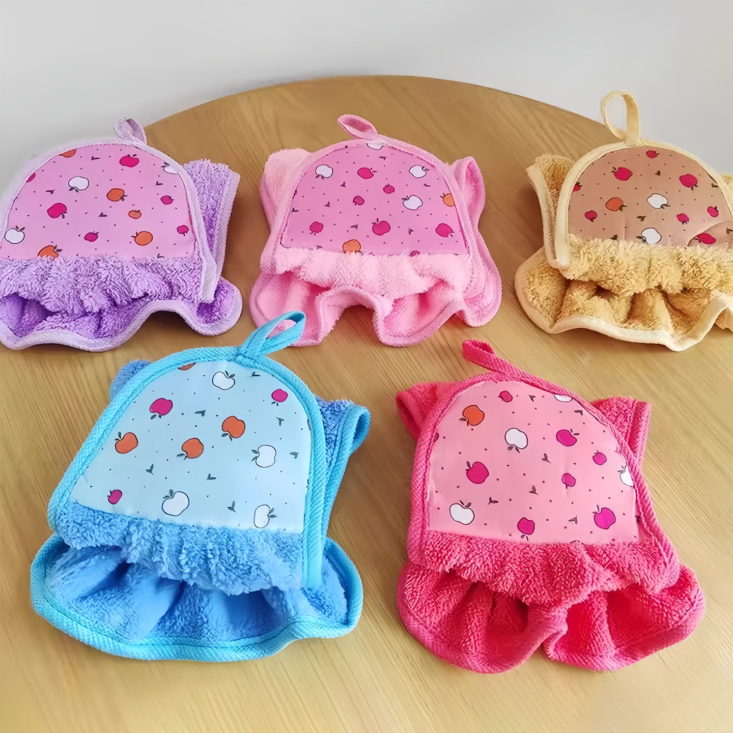 Kitchen Hand Towel Hanging Cute Towel Rag Absorbent Household Bathroom Thickeneded Hand Cloth Handkerchief Coral Velvet