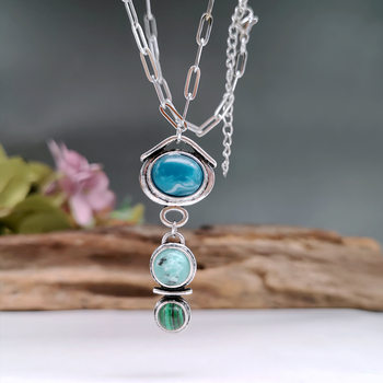 Cross-border hot sale artistic retro light luxury palace style luxury Peacock natural stone pendant clavicle chain Women's necklace