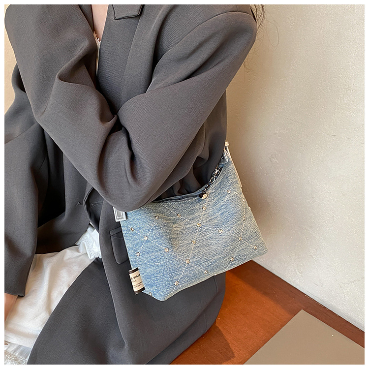 O1CN016SF5gM1yV4GQ6F5PQ !!2212088006583 0 cib