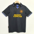 93-94 manchester united away game