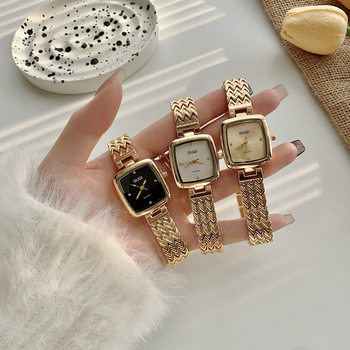 Fashion simple small square watch women retro literature cross-border small fragrance quartz watch high sense small gold watch a generation of hair