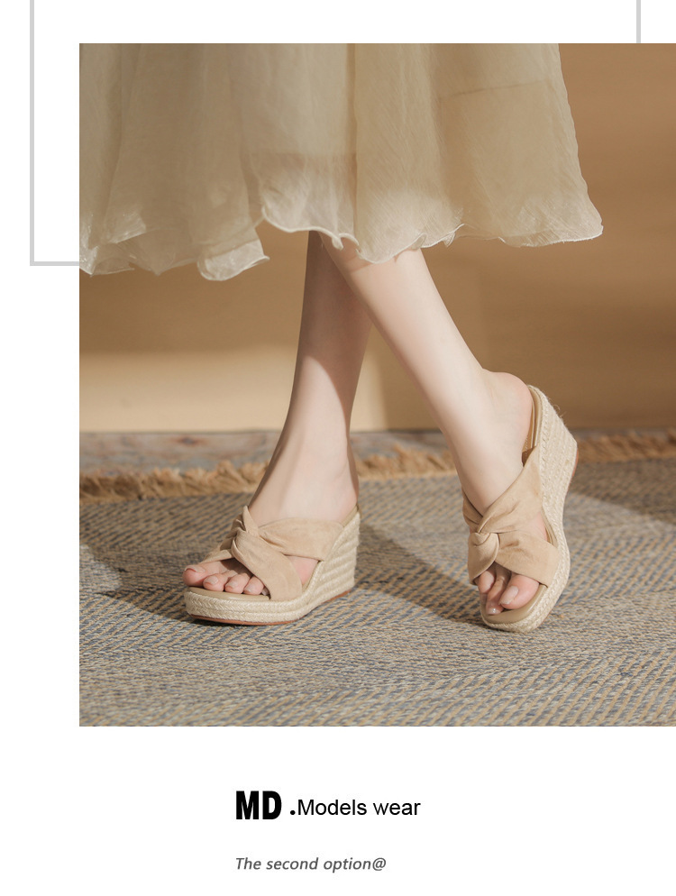 Dép sandal nữ quai ngang gót xuồng 9cm mũi hở đế mềm êm chân — Màu be, màu đen