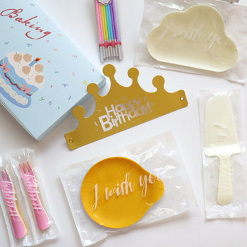 Birthday Cake Dinner Plate Disposable Paper Plate Food Grade Plastic Tableware Set Knife and Fork Plate Candle Birthday Hat Combination