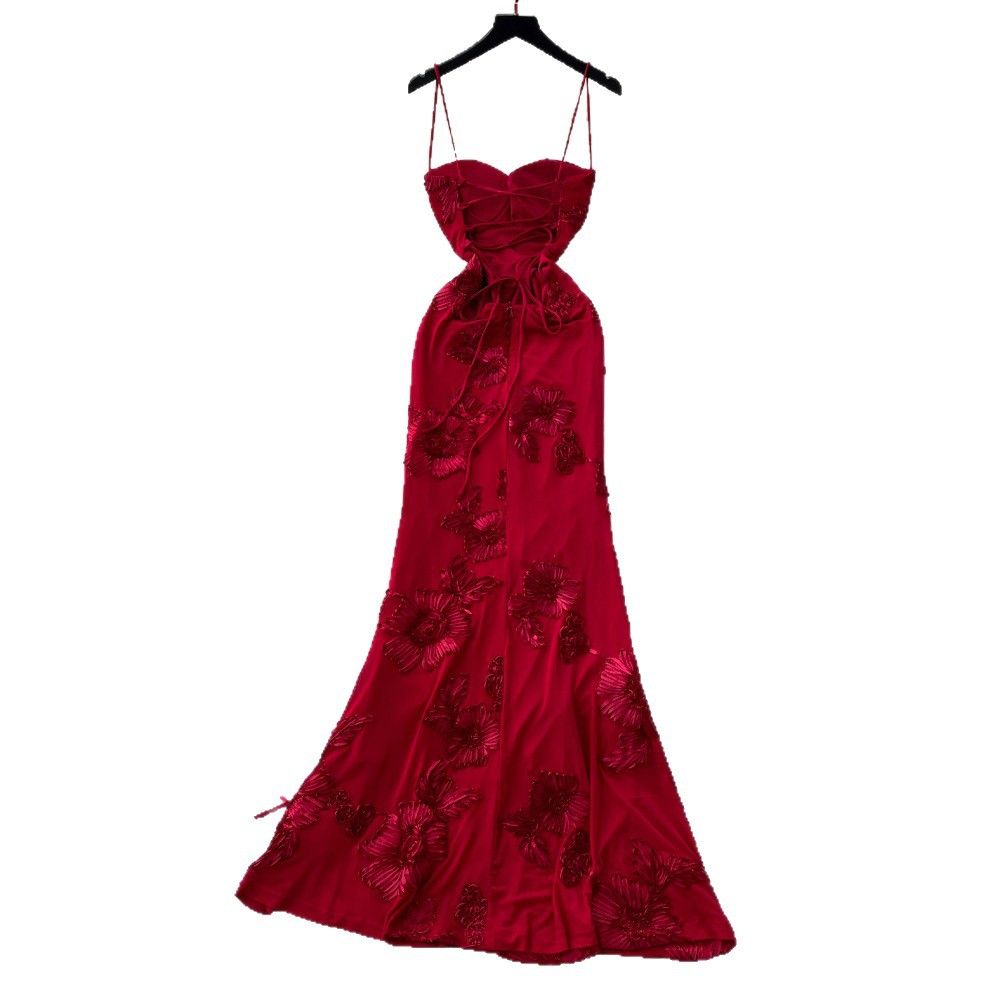 Red Evening Dress Elegant French Style Embroidered Slim Fit Bodycon Spaghetti Straps Formal Events Wholesale