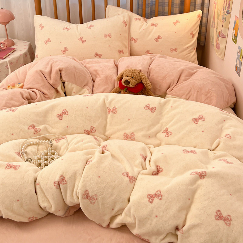 Winter Thickened Milk Velvet Four-Piece Set with Fleece Double-Sided Flannel Duvet Cover and Fleece Bed Sheet Dormitory Three-Piece Set Wholesale