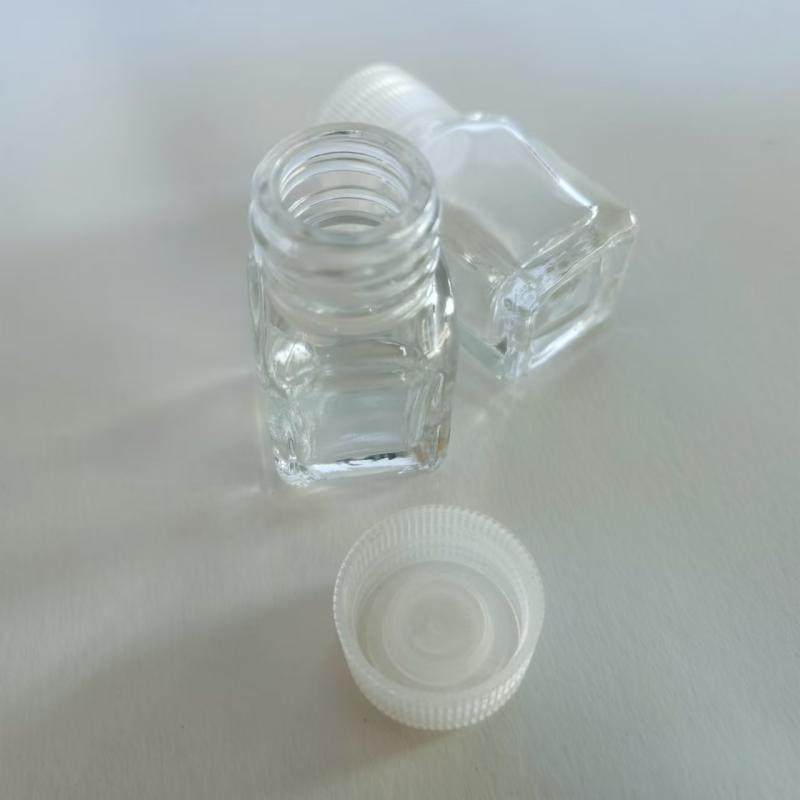 10ml Square Sealed Glass Bottle, Small Square Bottle, Small Medicine Bottle, Powder Bottle, Sealed, Leak-Proof, Corrosion-Resistant Medicine Bottle