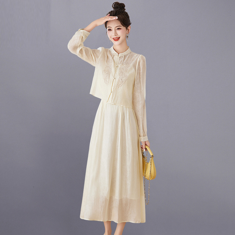 (Mới) Mã A4842 Giá 2370K: Đồ Bộ Nữ Wotdyi Cả Bộ 2 Món Hàng Mùa Xuân Thu Đông Thời Trang Nữ Chất Liệu G05 Sản Phẩm Mới, (Miễn Phí Vận Chuyển Toàn Quốc).