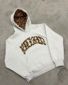 Light gray sweatshirt✸✸✸