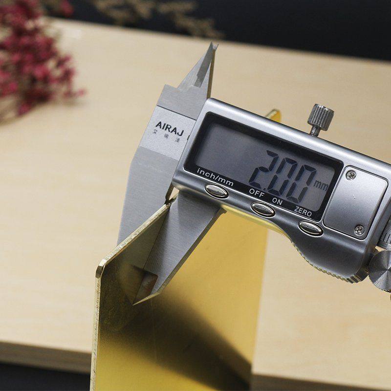 Yao Craftsman Brass Bookend Ornament Brass Book Stand Divider Brass Bookend Simple Storage Book Holder Rack