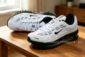 Max98-black and white black hook 01-40-46