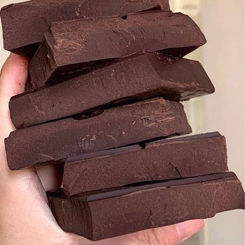 Wholesale Black Chocolate Scraps, Chocolate Scraps, Dark Chocolate Cocoa Liquor, Pure Cocoa Butter for Baking