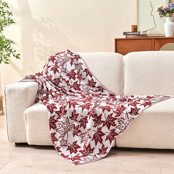 Factory wholesale maple leaf knitted blanket soft skin beauty salon office nap air conditioning blanket gift blanket