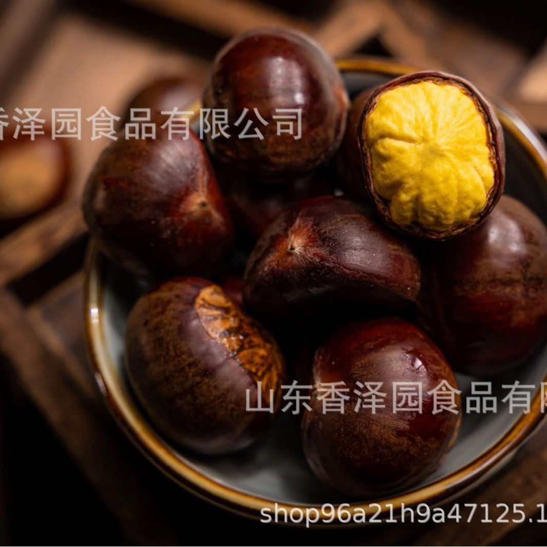 Xiangze Zhiyi new product chestnut kernel 100g instant original flavor sugar stain peeling chestnut kernel casual snack dried fruit wholesale